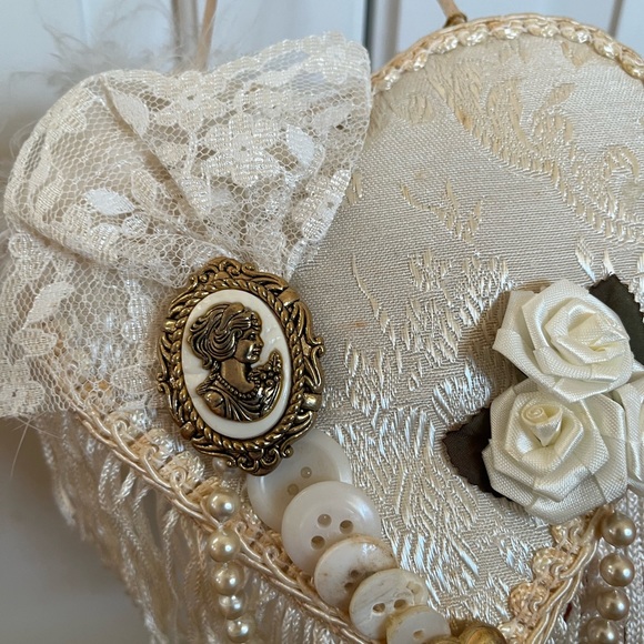 Heart decor - Picture 5 of 7